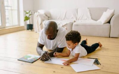 Ninaweza Kujifurahisha Pamoja na Familia Yangu Nyumbani Kwa Njia Gani?